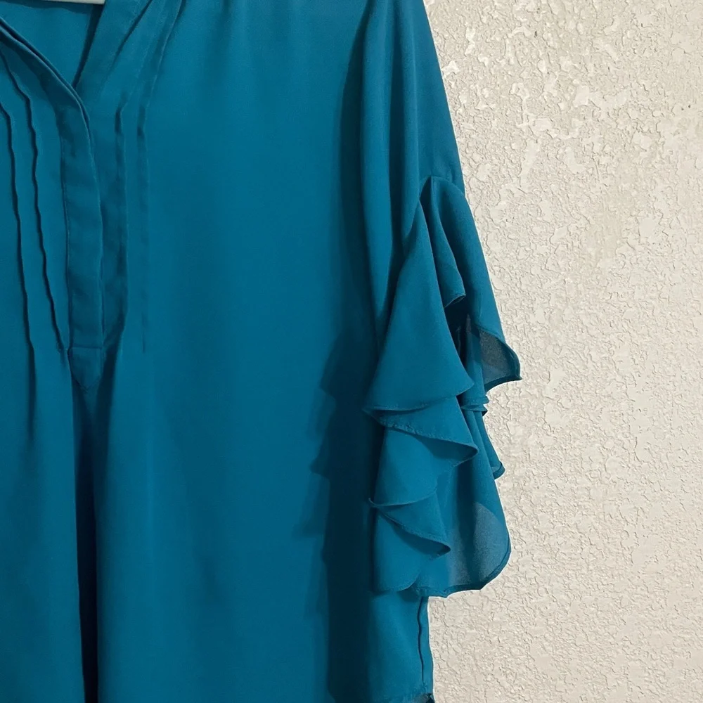 VINCE CAMUTO Teal Ruffle Sleeve Blouse - Picture 6 of 9